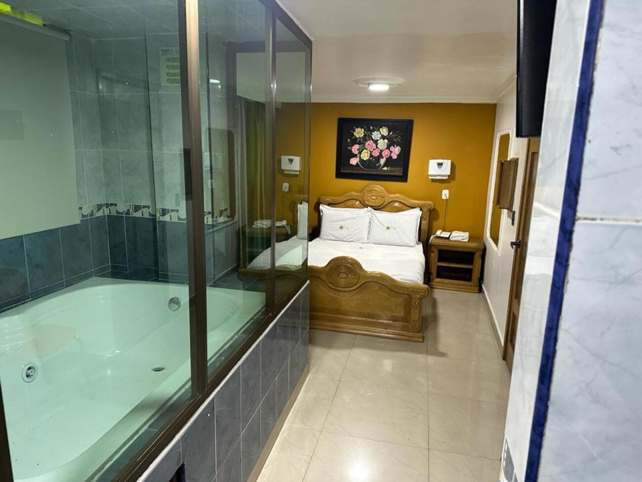 Hotel Bosque Chapinero Богота Экстерьер фото