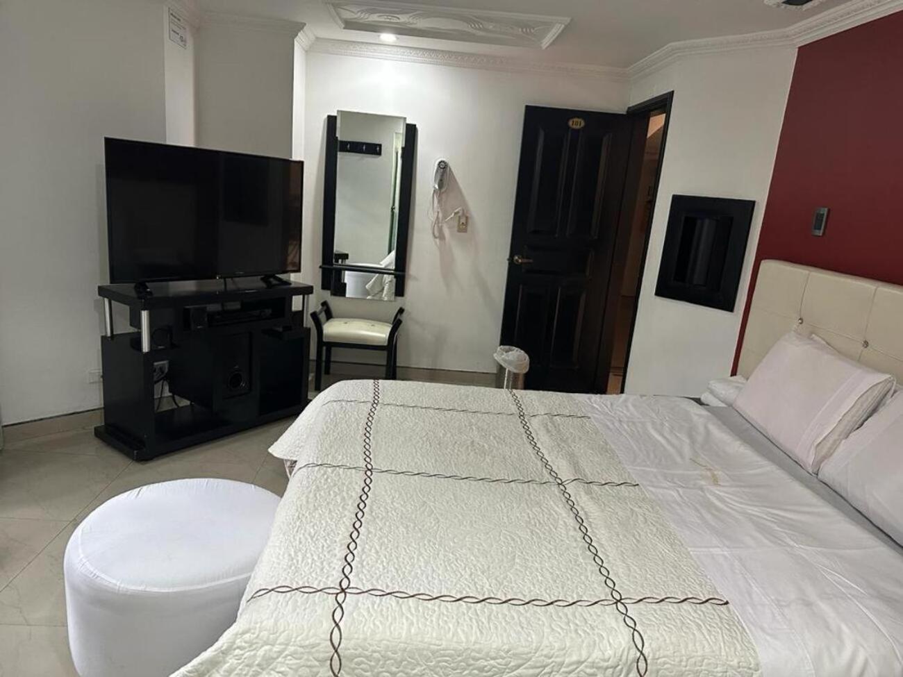 Hotel Bosque Chapinero Богота Экстерьер фото