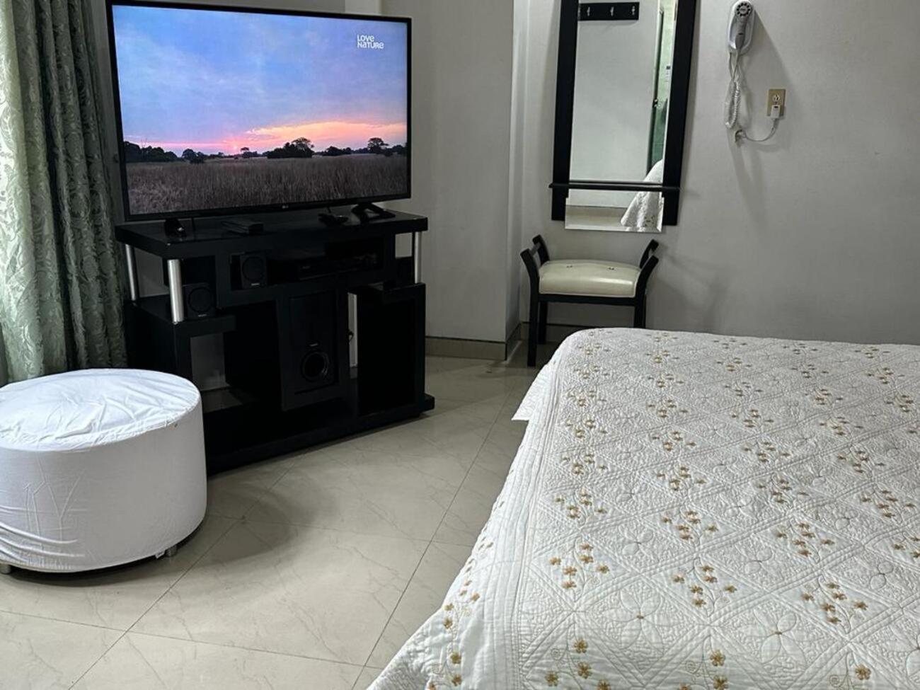 Hotel Bosque Chapinero Богота Экстерьер фото